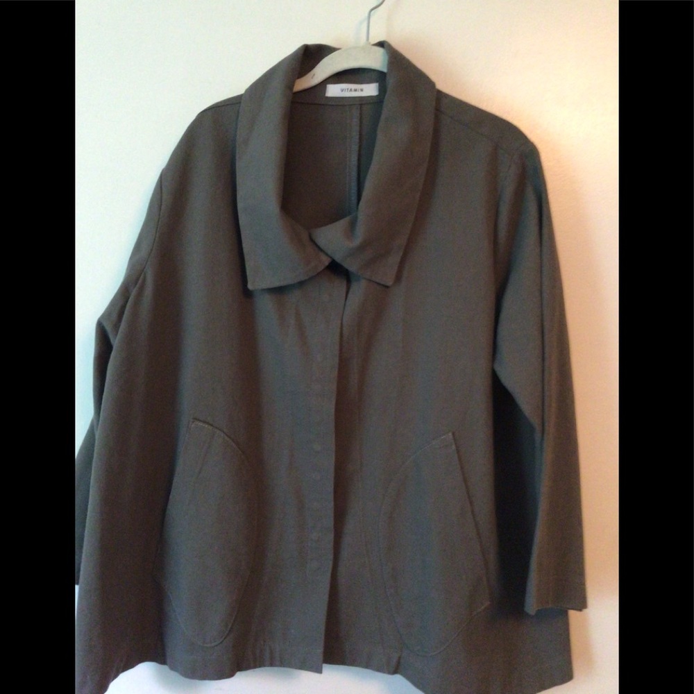 - VITAMIN a cotton jacket light weight Sz XL